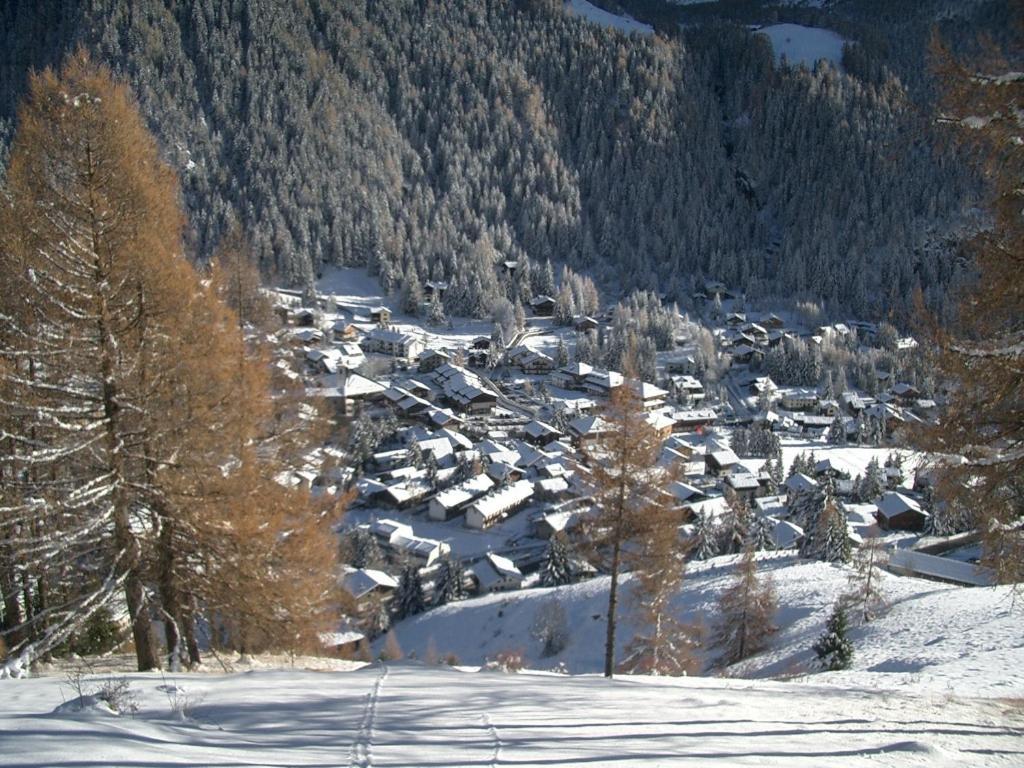Le Vieux Rascard Chambres D'Hotes Champoluc Exterior foto